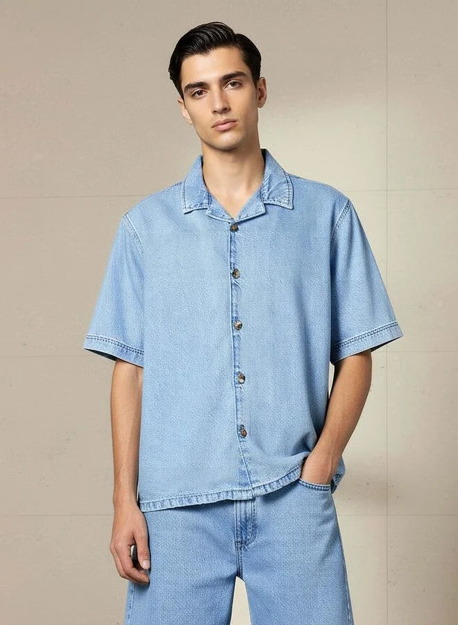 لي كوبر Lee Cooper Men Regular Fit Camp Collar Short Sleeve Shirt